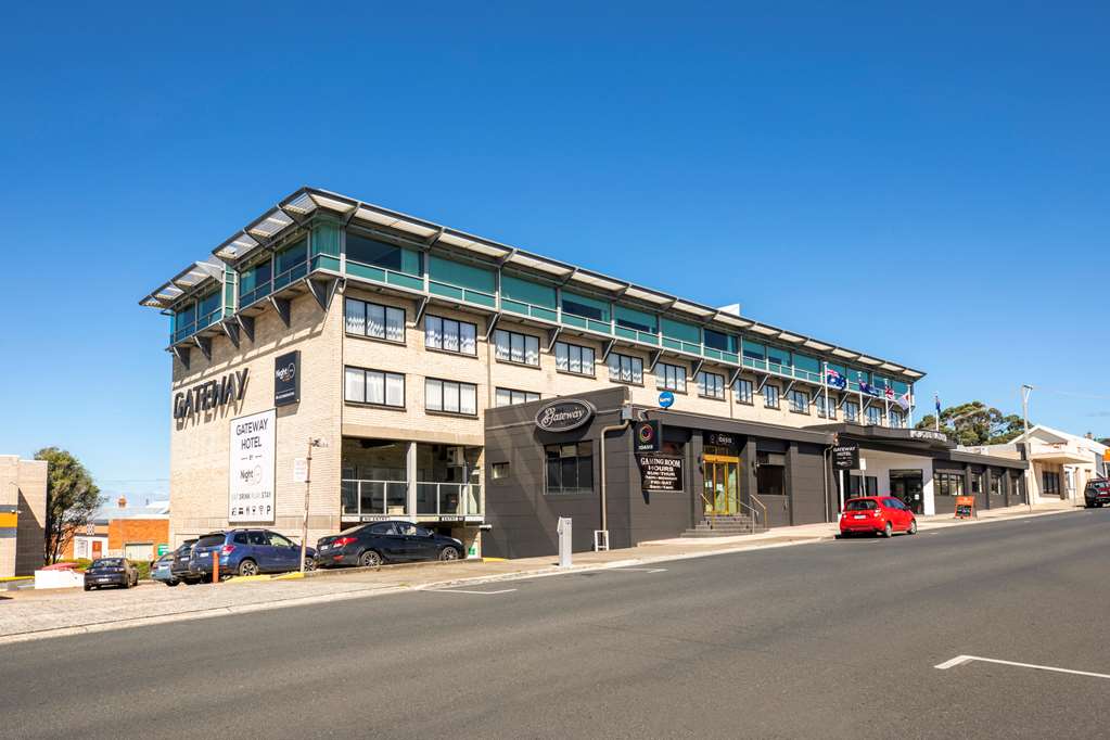 Ambleside TAS Accommodation Mooloolaba