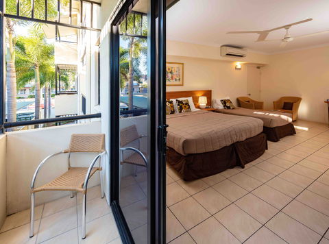 Cairns Queenscourt - Accommodation Mooloolaba 2