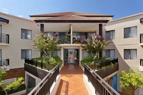 Astra Apartments The Griffin - Accommodation Mooloolaba 2