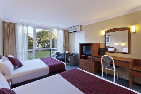 Alpine Motor Inn - Accommodation Mooloolaba 2