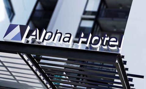 Alpha Mosaic Hotel - Accommodation Mooloolaba 2