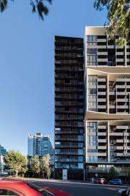Saint Domain Serviced Apartments - Accommodation Mooloolaba 2