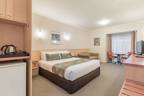 Waverley International Hotel - Accommodation Mooloolaba 1
