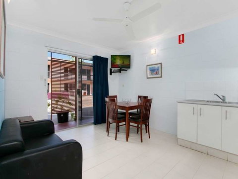 Cairns City Palms - Accommodation Mooloolaba 0