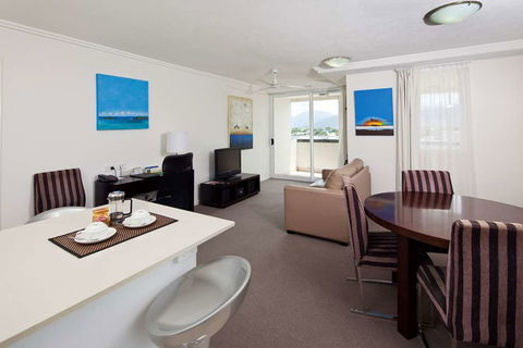 Cairns Central Plaza Apartment - Accommodation Mooloolaba 4