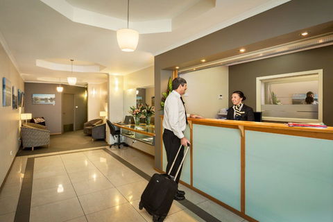 Quest Waterfront Serviced Apartments - Accommodation Mooloolaba 1
