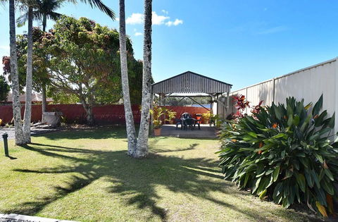 Kennedy Drive Motel - Accommodation Mooloolaba 2
