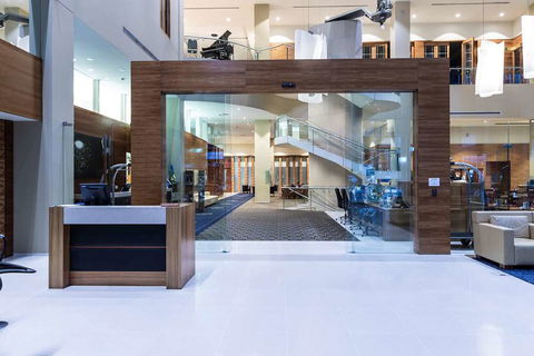 RACV City Club - Accommodation Mooloolaba 2