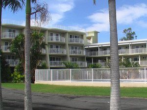Cabarita Lake Apartments - Accommodation Mooloolaba 0