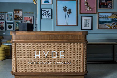 Art Series - The Adnate - Accommodation Mooloolaba 2