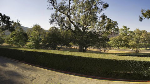 University House - ANU - Accommodation Mooloolaba 21