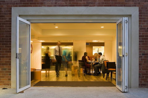 University House - ANU - Accommodation Mooloolaba 25