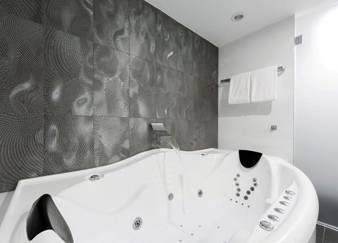 Avenue Hotel Canberra - Accommodation Mooloolaba 4