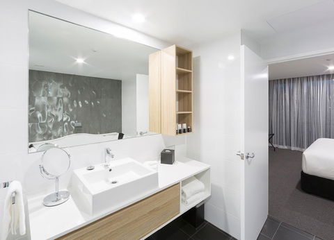Avenue Hotel Canberra - Accommodation Mooloolaba 11