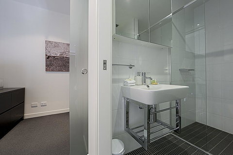 Mode 220 Braddon ACT - Accommodation Mooloolaba 7