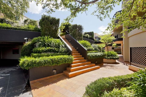 AAC Apartments - Griffin - Accommodation Mooloolaba 1