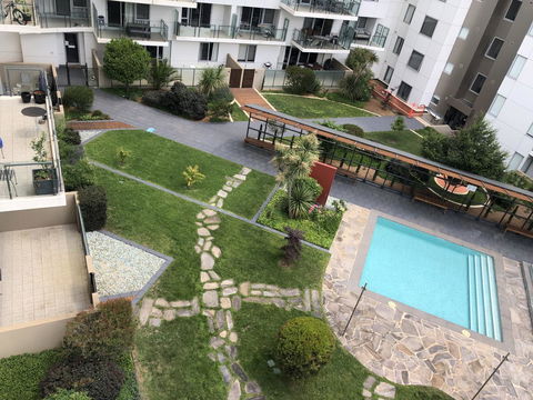 Staying Places - The Avenue - Accommodation Mooloolaba 2