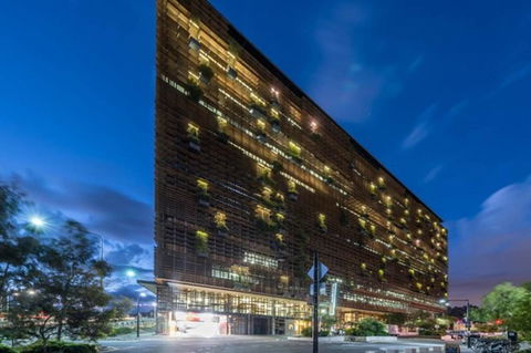 Canberra Luxury Apartment 3 - Accommodation Mooloolaba 12