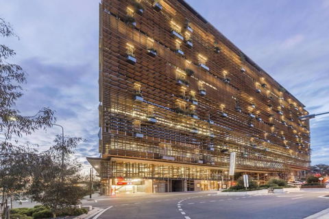Canberra Luxury Apartment 3 - Accommodation Mooloolaba 5