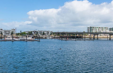 Port Adelaide Harbourside House - Accommodation Mooloolaba 10