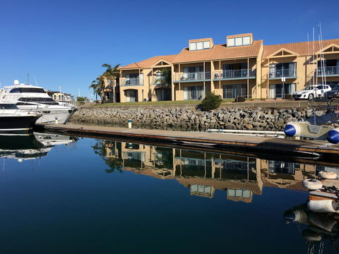Marina Hotel - Accommodation Mooloolaba 35