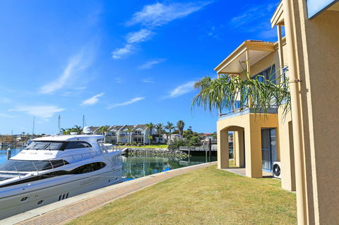 Marina Hotel - Accommodation Mooloolaba 27