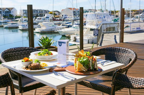 Marina Hotel - Accommodation Mooloolaba 43