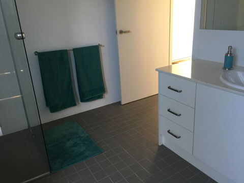 Villas On The Bay Kingscote - Accommodation Mooloolaba 14