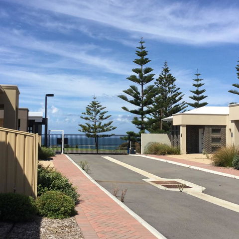 Villas On The Bay Kingscote - Accommodation Mooloolaba 4