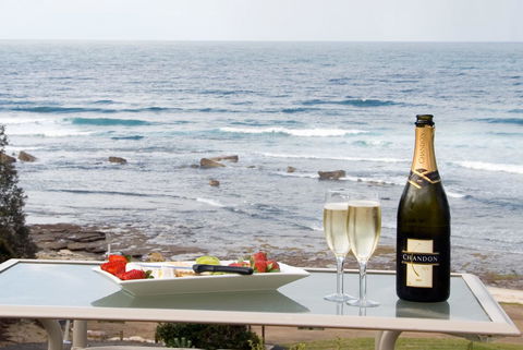 Mollymook Beach Waterfront - Accommodation Mooloolaba 9