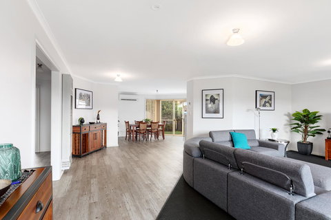 Maggie\'s Place - Accommodation Mooloolaba 11