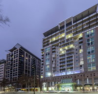 Oaks Embassy - Accommodation Mooloolaba