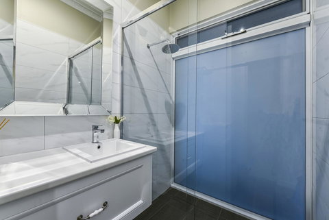 Aloha Central Luxury Apartments - Accommodation Mooloolaba 18