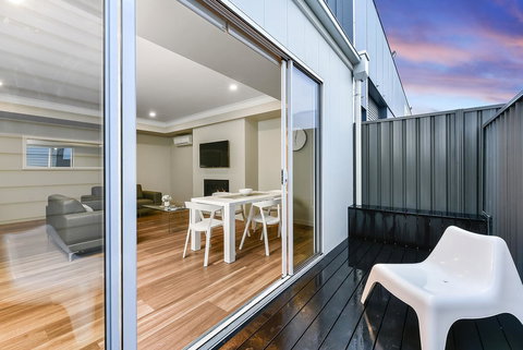 Aloha Central Luxury Apartments - Accommodation Mooloolaba 25