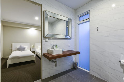 Aloha Central Luxury Apartments - Accommodation Mooloolaba 26