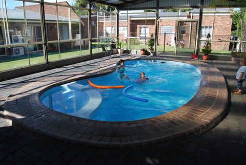 Arkana Motor Inn & Terrace Apartments - Accommodation Mooloolaba 2