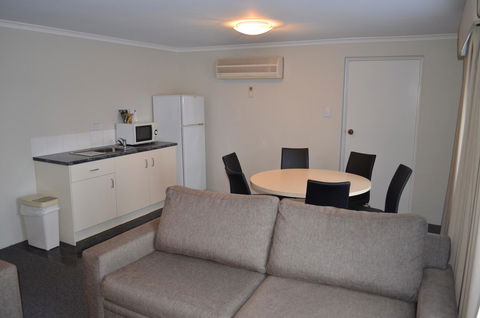 Arkana Motor Inn & Terrace Apartments - Accommodation Mooloolaba 11