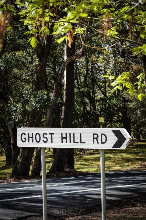 Ghost Hill Road Retreat - Accommodation Mooloolaba 12