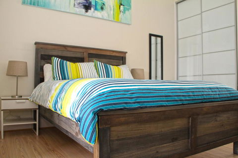 Smugglers Inn Studio Apartments - Accommodation Mooloolaba 13