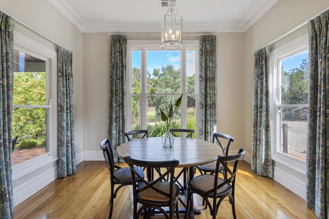 Grandview Accommodation - The Elm Tree Apartments - Accommodation Mooloolaba 7