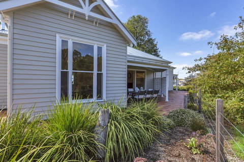 Grandview Accommodation - The Elm Tree Apartments - Accommodation Mooloolaba 24