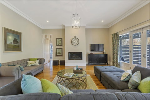 Grandview Accommodation - The Elm Tree Apartments - Accommodation Mooloolaba 16