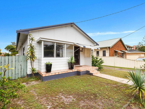Wyvern - Accommodation Mooloolaba 0