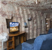 Ali's Underground - Accommodation Mooloolaba