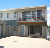 Elandra Holiday Home - Accommodation Mooloolaba