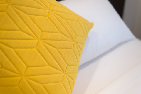 Mick O\'Sheas - Accommodation Mooloolaba 19