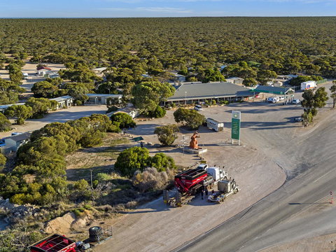 Border Village Roadhouse - Accommodation Mooloolaba 6