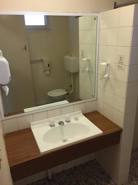 Blue Lake Motel - Accommodation Mooloolaba 28