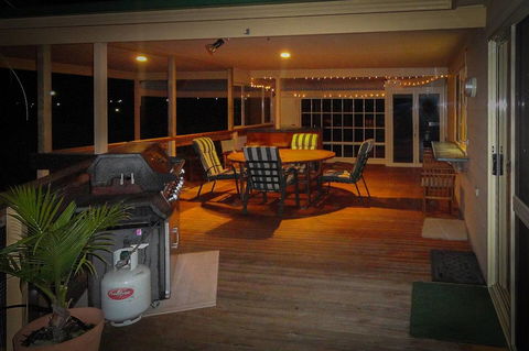 Baywatch - Accommodation Mooloolaba 11