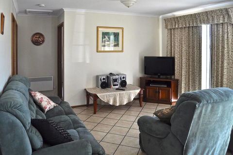 Baywatch - Accommodation Mooloolaba 10